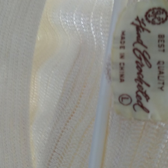 Hand Crocheted Top - Picture 3 of 4